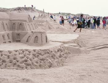 lincoln city sandcastle contest